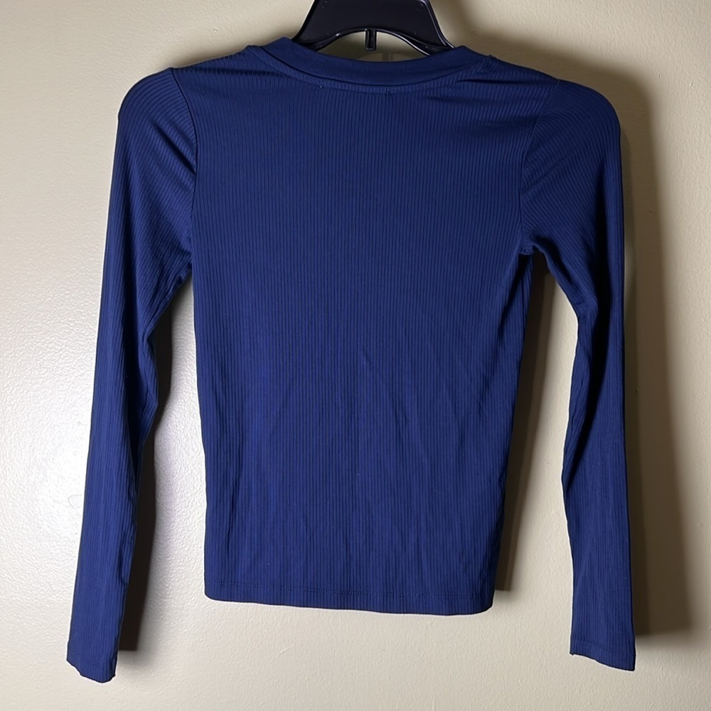 LOFT Navy Ribbed V-Neck Top - Picture 5 of 5
